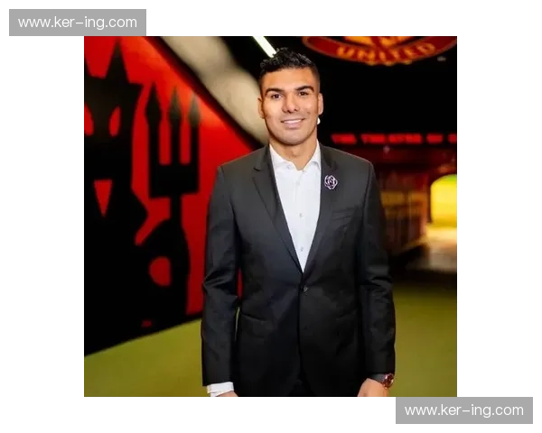 曼联双后腰保护防线到位，卡塞米罗拦截次数全场最高